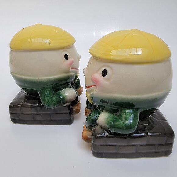 Humpty Dumpty Retro 50's Ceramic Salt and Pepper Shakers - Picture 2 of 9